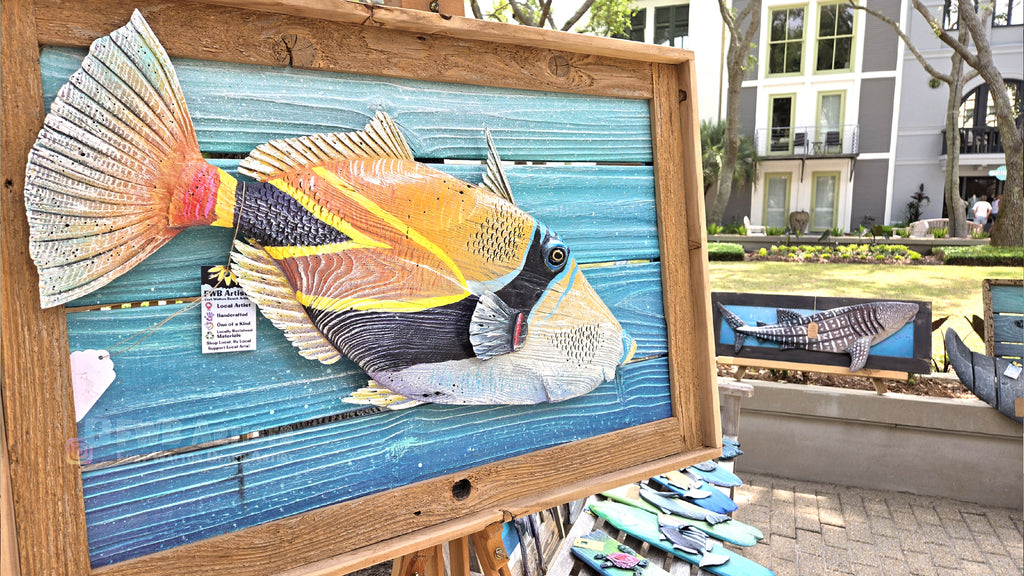 Humuhumunukunukuapua'a Hand-carved Wood Wall Art - Large