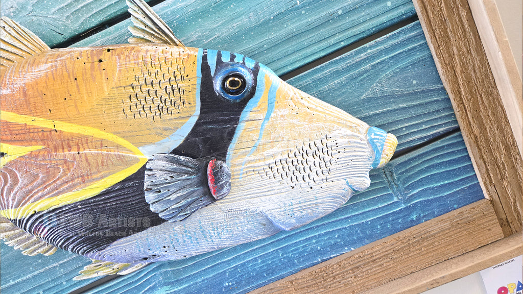 Humuhumunukunukuapua'a Hand-carved Wood Wall Art - Large